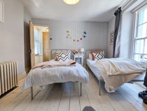 Photo 11- click for photo gallery